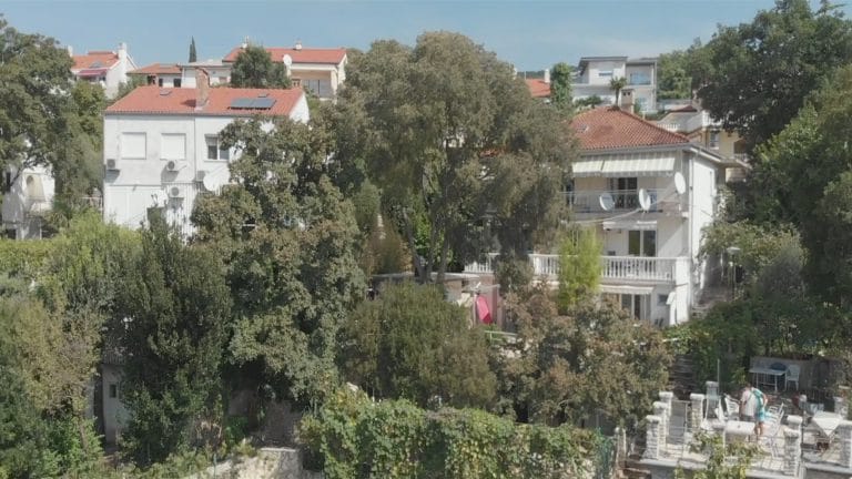 Apartmani pogled iz drona